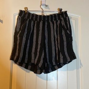 Women’s Briggs Shorts Black Large NWOT